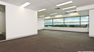 6.04/12 Century Cct Baulkham Hills NSW 2153