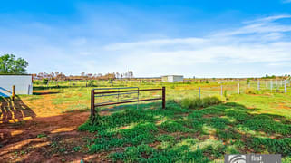 15 Colin Crescent Little River VIC 3211