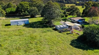 2 Walls Lane Mitchells Island NSW 2430