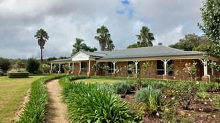 341 Reushle Road Cabarlah QLD 4352