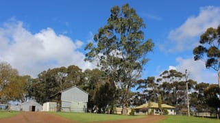 70 Sealeys Road Sandford VIC 3312
