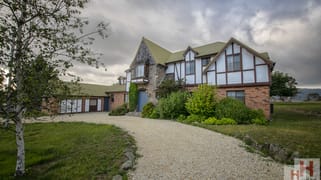 167 West Lynne Road Jindabyne NSW 2627 167 West Lynne Road Jindabyne NSW 2627