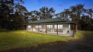 84 Parkinsons Road Napoleons VIC 3352