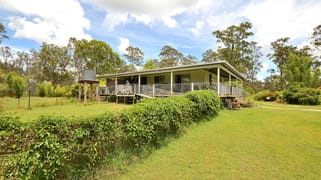 69 Hoopers Rd Curra QLD 4570