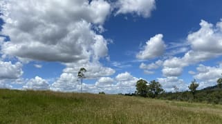 337 Windsor Drive Mount Hallen QLD 4312 337 Windsor Drive Mount Hallen QLD 4312