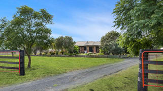 172 Yarranlea Road Yarranlea QLD 4356 172 Yarranlea Road Yarranlea QLD 4356
