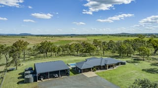 'Trevor Hill' 2093 Gore Highway Umbiram QLD 4352