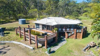 425 Bootmaker Drive Round Hill QLD 4677