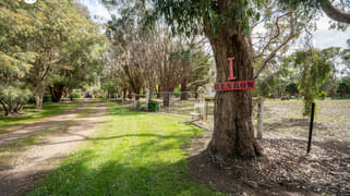 1 Benbows Road Gorae VIC 3305 1 Benbows Road Gorae VIC 3305