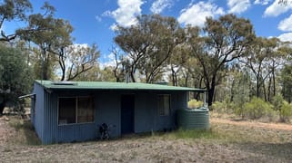 215 Werribee Road Coolah NSW 2843 215 Werribee Road Coolah NSW 2843