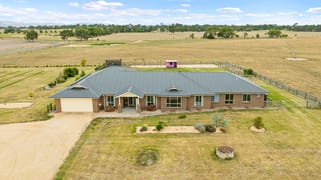 330 Llowalong Road Stratford VIC 3862