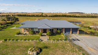 "Long Yard" 2060 Wargeila Road Laverstock NSW 2582