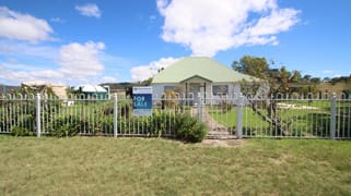 37 Neagles Lane Tenterfield NSW 2372 37 Neagles Lane Tenterfield NSW 2372