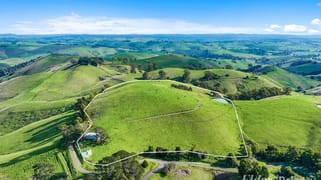 8 Curwen Road Mountain View VIC 3988
