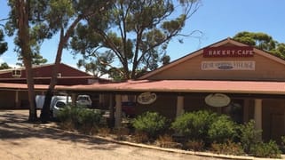 10 Mcpherson Street Hyden WA 6359