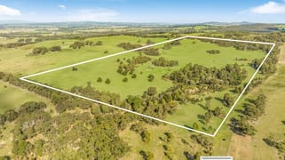 15D / 125 McHargs Road Willowmavin VIC 3764