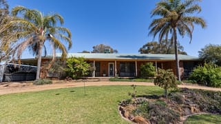 'Bonnie Doone' 9028 Newell Highway Mirrool NSW 2665 'Bonnie Doone' 9028 Newell Highway Mirrool NSW 2665