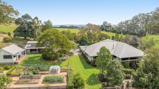 "Firewheel" 54 Spencer Road Ravensbourne QLD 4352