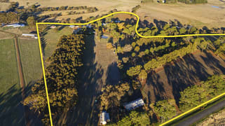 136 Darlington-Carranballac Road Darlington VIC 3271 136 Darlington-Carranballac Road Darlington VIC 3271