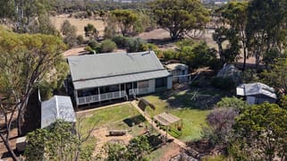 1569 York-Williams Road Dale WA 6304