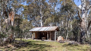 136/DP 756691 Wainui Road Eucumbene NSW 2628