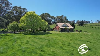 337 Railway Avenue Garfield VIC 3814