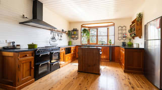 251 Pattersons Lane Young NSW 2594 251 Pattersons Lane Young NSW 2594