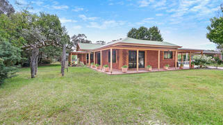 27 Settlers Road Chiltern VIC 3683