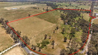 17 Vearings Road Avenel VIC 3664