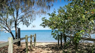 Urangan QLD 4655
