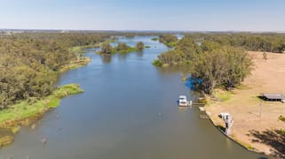 2237 Spring Drive Collendina NSW 2646