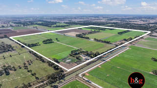 880 & 920 Lilford Road Gillieston VIC 3616