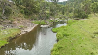 'Paradise' Davis Creek Rd Rouchel NSW 2336
