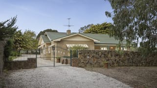 1275 Bacchus Marsh Road Bullengarook VIC 3437