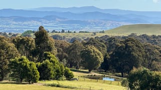 696 Glenroy Road Merrijig VIC 3723 696 Glenroy Road Merrijig VIC 3723