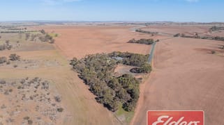 58 Oaklands Road Dutton SA 5356 58 Oaklands Road Dutton SA 5356