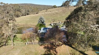 2443 Great Alpine Road Cobungra VIC 3898