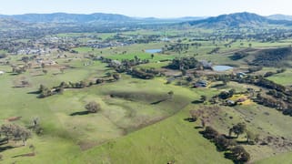422 Kiewa East Rd Tangambalanga VIC 3691