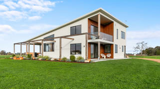 99 Inverbroom Road Stratford VIC 3862