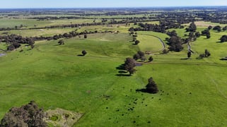 20 & 123, - Shenton Road Burekup WA 6227