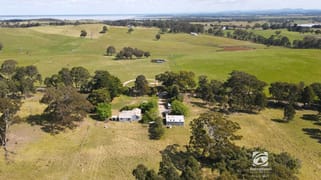 215 Rosherville Road Metung VIC 3904