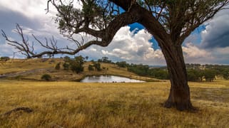 2400 Sapphire Road Wheeo NSW 2583