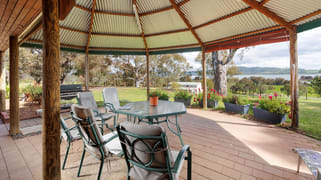 851 Lake Road Bethanga VIC 3691