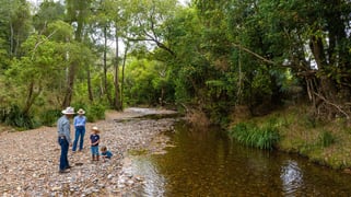 152 Red Gully Road Burrell Creek NSW 2429