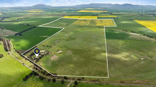 3077 Geelong Road Cross Roads VIC 3373
