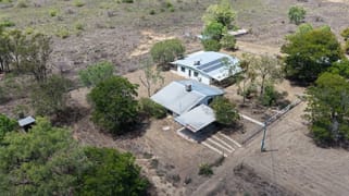 454 Bus Road Broughton QLD 4820