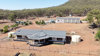 'Milbee Hill' 6318 Lake Cargelligo Road Condobolin NSW 2877