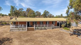 51 Chapmans Lane Heathcote VIC 3523