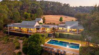 215 Mount Buffalo Road Porepunkah VIC 3740 215 Mount Buffalo Road Porepunkah VIC 3740