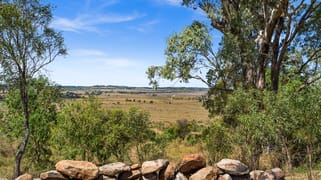 4530 Gore Highway Yarranlea QLD 4356